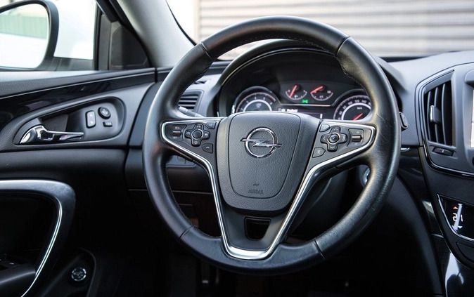 Opel Insignia cena 45900 przebieg: 230000, rok produkcji 2016 z Mszana Dolna małe 154